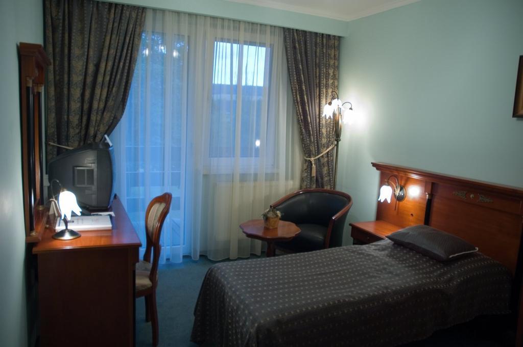 Grand Hotel Residence Boutique Hotel With Privat Wellnes (Adults Only) Piest'any Exterior photo