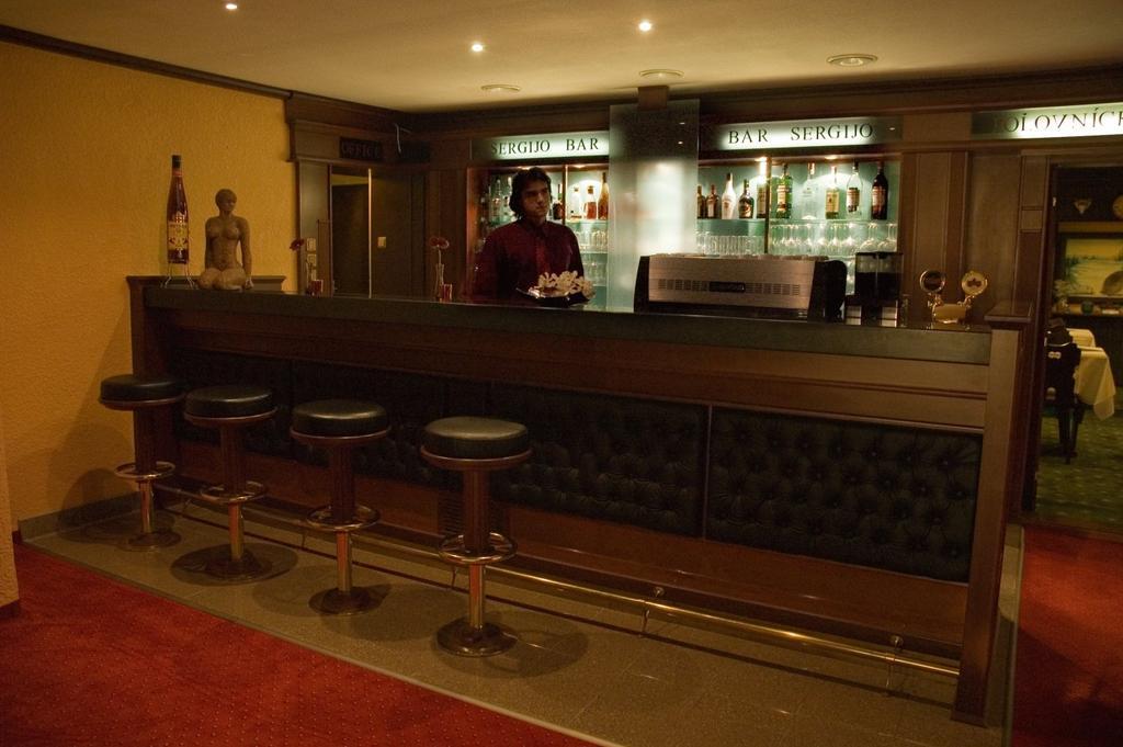Grand Hotel Residence Boutique Hotel With Privat Wellnes (Adults Only) Piest'any Exterior photo